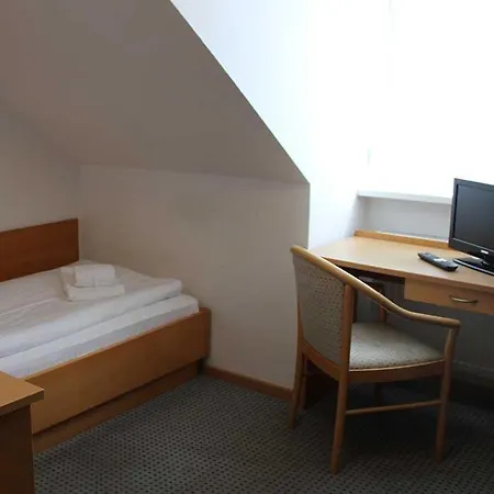 Stadthotel Deggendorf-3